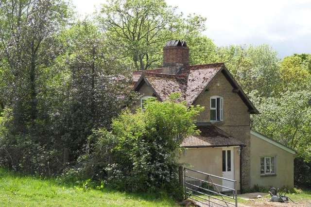  Image of 3 bedroom Cottage to rent in Over Norton Park Over Norton Chipping Norton OX7 at Over Norton Park  Over Norton, OX7 5PX