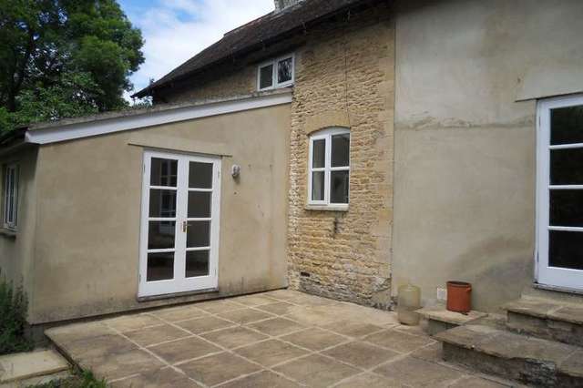  Image of 3 bedroom Cottage to rent in Over Norton Park Over Norton Chipping Norton OX7 at Over Norton Park  Over Norton, OX7 5PX