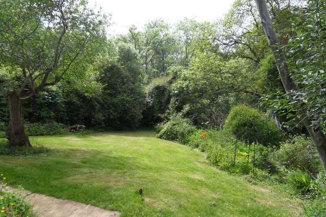  Image of 3 bedroom Cottage to rent in Over Norton Park Over Norton Chipping Norton OX7 at Over Norton Park  Over Norton, OX7 5PX