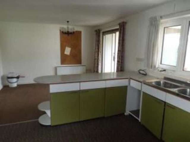  Image of 3 bedroom Detached house for sale in Owletts End Evesham WR11 at Evesham Worcestershire Evesham, WR11 1DB