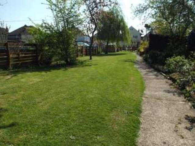  Image of 5 bedroom Detached house for sale in Oxford Road Calne SN11 at Oxford Road  Calne, SN11 8AQ