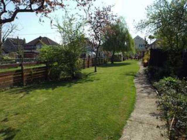 Image of 5 bedroom Detached house for sale in Oxford Road Calne SN11 at Oxford Road  Calne, SN11 8AQ
