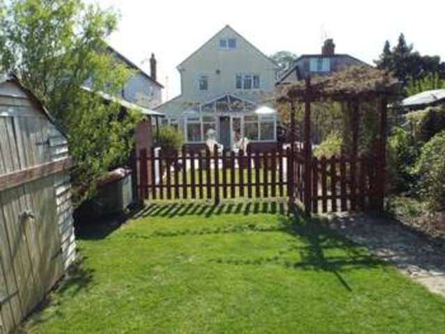  Image of 5 bedroom Detached house for sale in Oxford Road Calne SN11 at Oxford Road  Calne, SN11 8AQ
