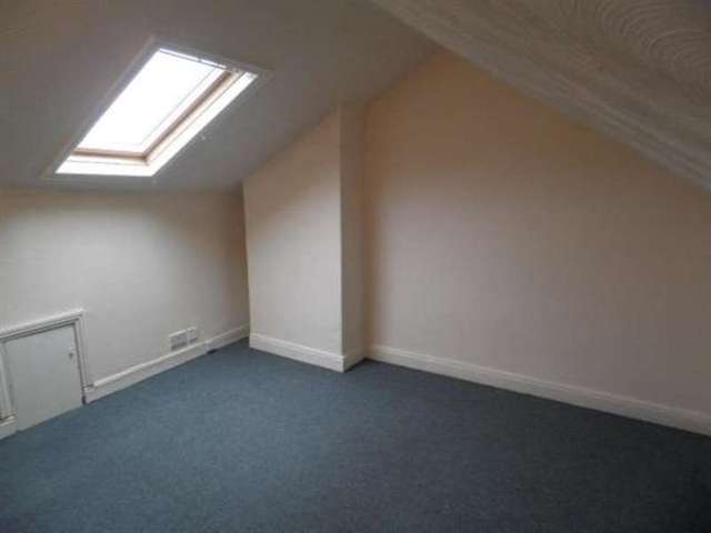  Image of 2 bedroom Terraced house to rent in Oxford Street Sowerby Bridge HX6 at Norland Town, HX6 2DE