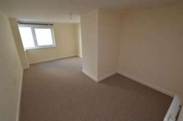  Image of 1 bedroom Flat for sale in Beckhampton Street Swindon SN1 at Beckhampton Street  Swindon, SN1 2SB