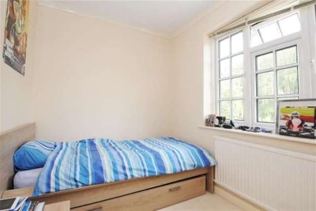 Image of 4 bedroom Detached house to rent in Park Farm Road Bickley Bromley BR1 at Bromley, BR1 2PF
