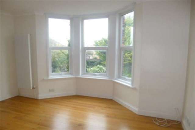  Image of 2 bedroom Flat to rent in Park Road Ramsgate CT11 at Ramsgate, CT11 9TL