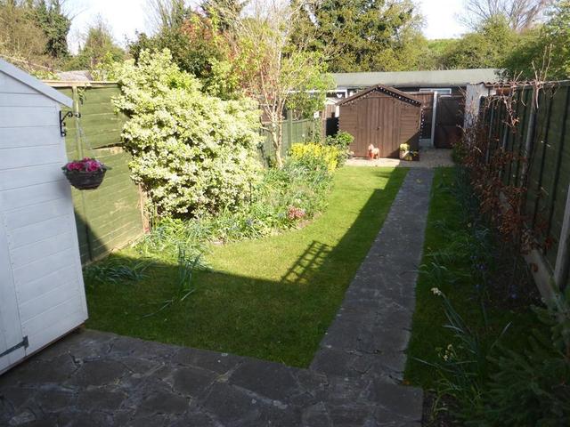  Image of 2 bedroom Terraced house for sale in Parkside Avenue Bexleyheath DA7 at Barnehurst Kent Birling, DA7 6NH