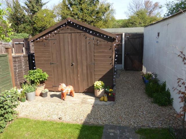  Image of 2 bedroom Terraced house for sale in Parkside Avenue Bexleyheath DA7 at Barnehurst Kent Birling, DA7 6NH