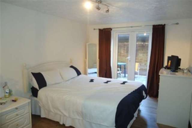  Image of 2 bedroom Flat to rent in Handel Road Southampton SO15 at Southampton, SO15 2NZ