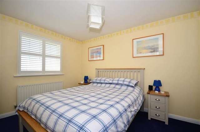  Image of 4 bedroom Detached house for sale in Penny Cress Road Minster on Sea Sheerness ME12 at Minster On Sea Sheerness Sheerness, ME12 3AW