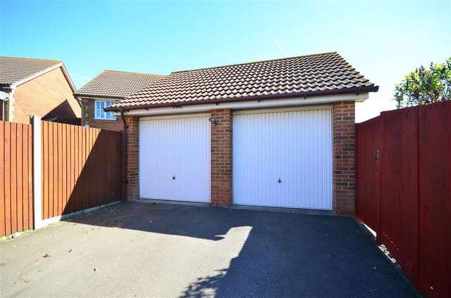  Image of 4 bedroom Detached house for sale in Penny Cress Road Minster on Sea Sheerness ME12 at Minster On Sea Sheerness Sheerness, ME12 3AW