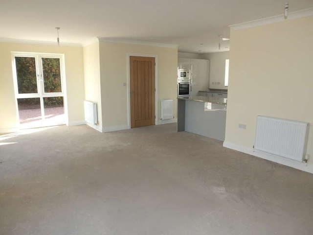  Image of 4 bedroom Detached house for sale in Pickmere Lane Wincham Northwich CW9 at Wincham Northwich Lostock Gralam, CW9 6EB