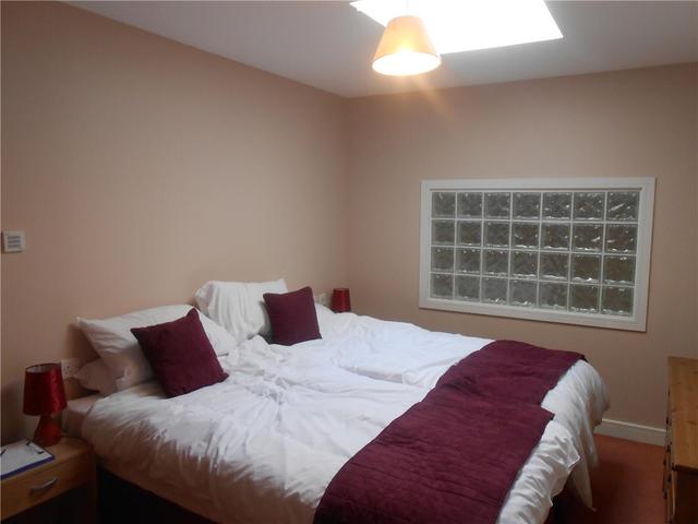  Image of 3 bedroom Flat to rent in Pilrig Heights Edinburgh EH6 at Pilrig Edinburgh Edinburgh, EH6 5BF