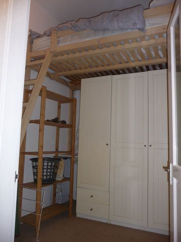  Image of 1 bedroom Flat to rent in Pirrie Street Edinburgh EH6 at Leith Walk Edinburgh Edinburgh, EH6 5HY