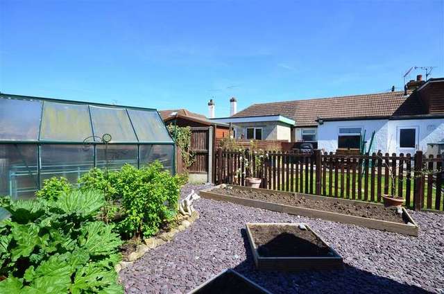  Image of 2 bedroom Bungalow for sale in Poplar Drive Herne Bay CT6 at Greenhill Herne Bay Herne Bay, CT6 7QA