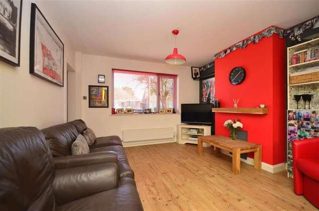  Image of 2 bedroom Bungalow for sale in Poplar Drive Herne Bay CT6 at Greenhill Herne Bay Herne Bay, CT6 7QA