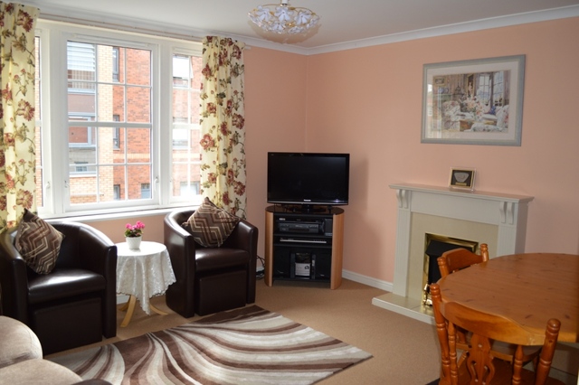  Image of 2 bedroom Flat to rent in Poplar Lane Edinburgh EH6 at Leith Edinburgh Edinburgh, EH6 7HD
