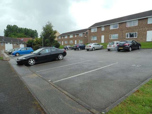  Image of 1 bedroom Flat to rent in Portland Road Irthlingborough Wellingborough NN9 at Irthlingborough  Northamptonshire, NN9 5TG