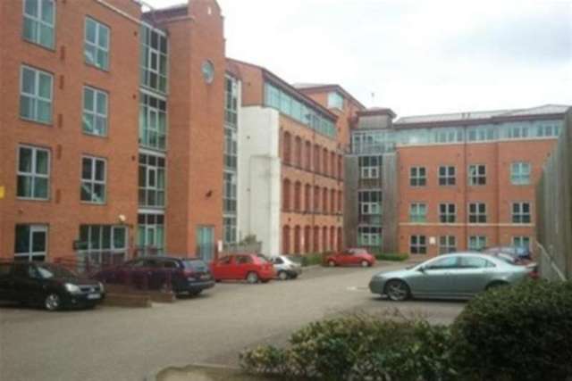  Image of 2 bedroom Flat to rent in Raleigh Street Nottingham NG7 at Nottingham, NG7 4HR