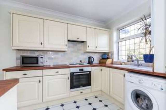  Image of 4 bedroom Semi-Detached house for sale in Poynings Avenue Southend-on-Sea SS2 at Poynings Avenue  Southend-On-Sea, SS2 4RX