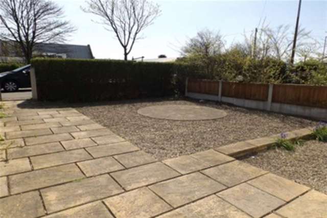  Image of 2 bedroom Semi-Detached house to rent in Preston Road Lytham St. Annes FY8 at Lytham St. Annes, FY8 5AY