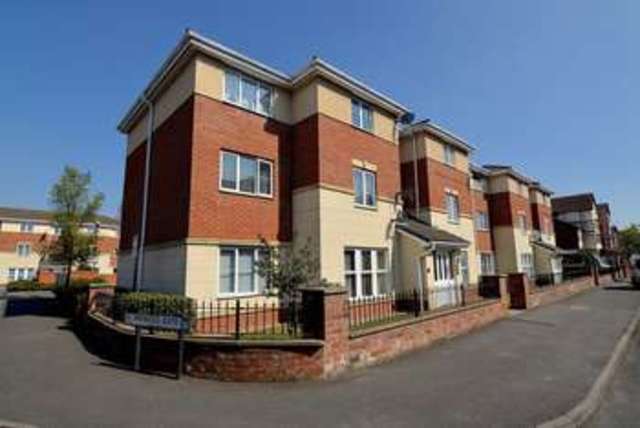  Image of 2 bedroom Flat to rent in Princes Gate West Bromwich B70 at Princes Gate Beeches Road West Bromwich, B70 6HU