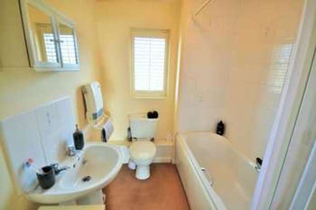  Image of 2 bedroom Flat to rent in Princes Gate West Bromwich B70 at Princes Gate Beeches Road West Bromwich, B70 6HU