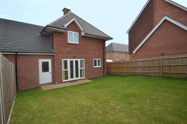  Image of 3 bedroom Detached house for sale in Oddstones Codmore Hill Pulborough RH20 at Pulborough, RH20 1FS