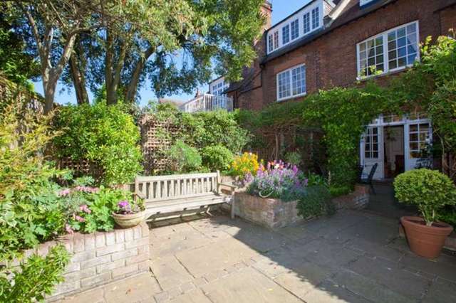  Image of 6 bedroom Semi-Detached house for sale in Queen Annes Grove London W4 at Bedford Park  Chiswick, W4 1HW
