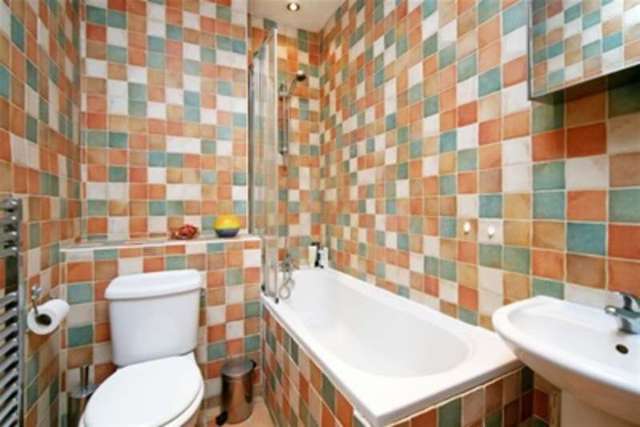  Image of 2 bedroom Flat to rent in Queensway London W2 at London, W2 4QW