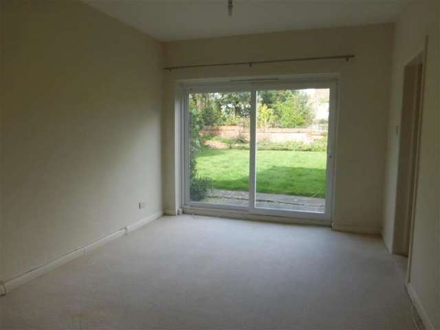  Image of 1 bedroom Apartment for sale in Radnor Park West Folkestone CT19 at Folkestone Kent Folkestone, CT19 5HJ