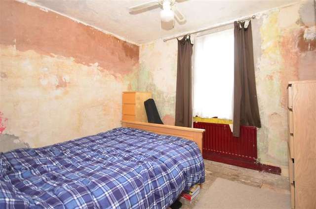  Image of 2 bedroom Terraced house for sale in Railway Street Northfleet Gravesend DA11 at Northfleet Gravesend Gravesend, DA11 9DU