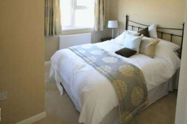  Image of 2 bedroom Property for sale in Third Avenue Ravenswing Park Aldermaston Reading RG7 at Ravenswing Park Aldermaston Reading, RG7 4PY