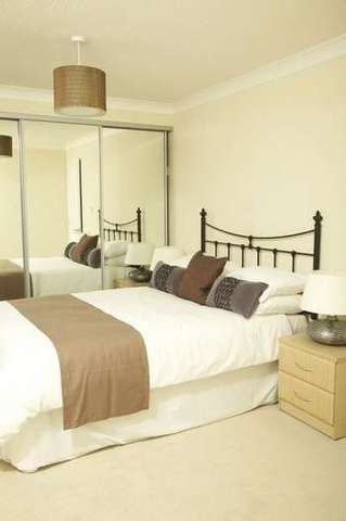  Image of 2 bedroom Property for sale in Third Avenue Ravenswing Park Aldermaston Reading RG7 at Ravenswing Park Aldermaston Reading, RG7 4PY