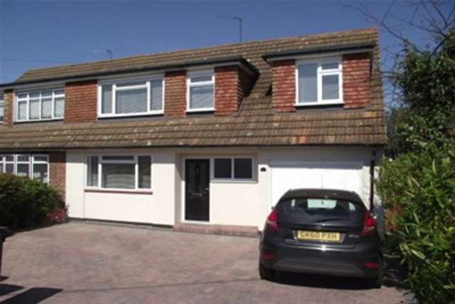  Image of 4 bedroom Detached house to rent in Eastcheap Rayleigh SS6 at Rayleigh, SS6 9JZ