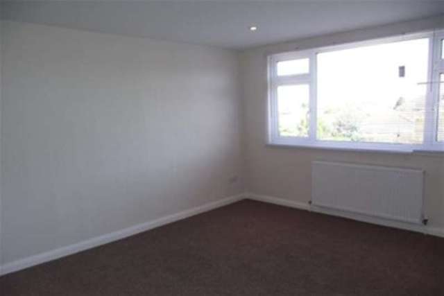  Image of 4 bedroom Detached house to rent in Eastcheap Rayleigh SS6 at Rayleigh, SS6 9JZ
