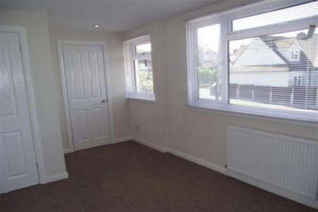  Image of 4 bedroom Detached house to rent in Eastcheap Rayleigh SS6 at Rayleigh, SS6 9JZ