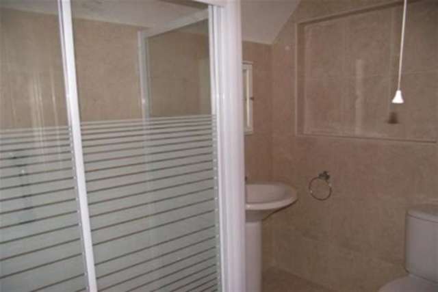  Image of 4 bedroom Detached house to rent in Eastcheap Rayleigh SS6 at Rayleigh, SS6 9JZ