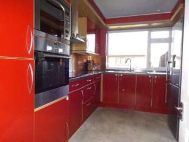  Image of 4 bedroom Detached house for sale in Regent Close Rayleigh SS6 at Rayleigh Essex Rayleigh, SS6 9BU