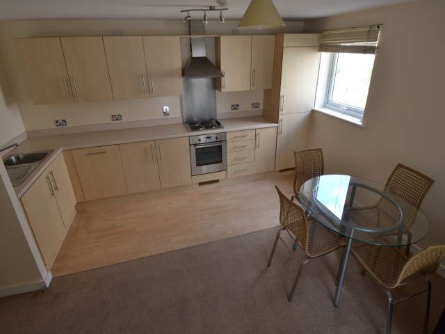  Image of 2 bedroom Flat to rent in Reresby Court Heol Glan Rheidol Cardiff CF10 at Heol Glan Rheidol  Grangetown, CF10 5NR