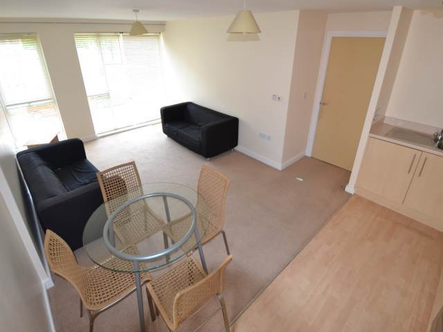  Image of 2 bedroom Flat to rent in Reresby Court Heol Glan Rheidol Cardiff CF10 at Heol Glan Rheidol  Grangetown, CF10 5NR