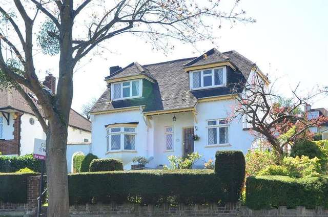  Image of 3 bedroom Detached house for sale in Riddlesdown Avenue Purley CR8 at Purley Surrey Purley, CR8 1JJ