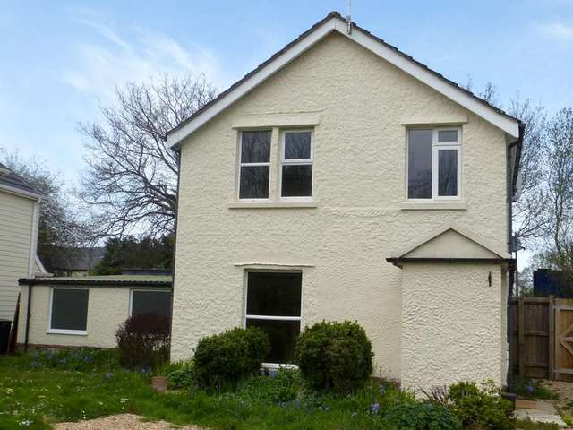  Image of 3 bedroom Detached house to rent in Ringwood Road Three Legged Cross Wimborne BH21 at Ringwood Road Three Legged Cross Wimborne, BH21 6RB