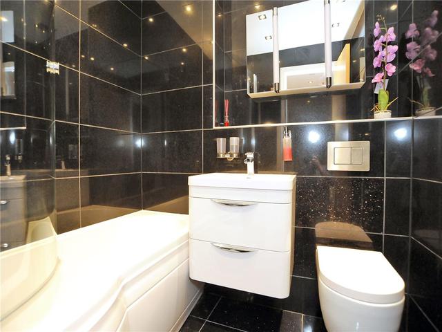  Image of 2 bedroom Flat to rent in Riverside Drive Aberdeen AB10 at City Centre Aberdeen Aberdeen, AB10 7LE