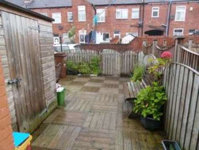  Image of 2 bedroom Terraced house to rent in Robin Hood Street Castleford WF10 at Robin Hood Street  Castleford, WF10 4AX