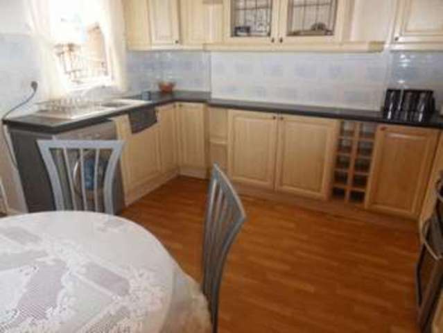  Image of 2 bedroom Terraced house to rent in Robin Hood Street Castleford WF10 at Robin Hood Street  Castleford, WF10 4AX