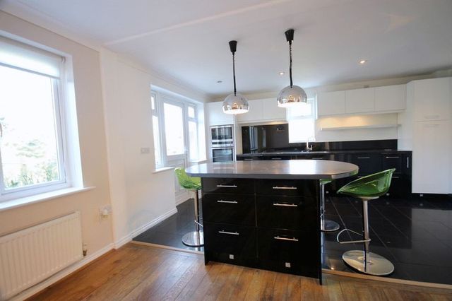  Image of 5 bedroom Detached house for sale in Roe Deer Green Newport TF10 at Roe Deer Green  Newport, TF10 7JQ