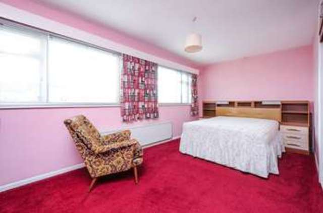  Image of 5 bedroom Detached house for sale in Rookery Close Shippon Abingdon OX13 at Rookery Close Shippon Abingdon, OX13 6LZ