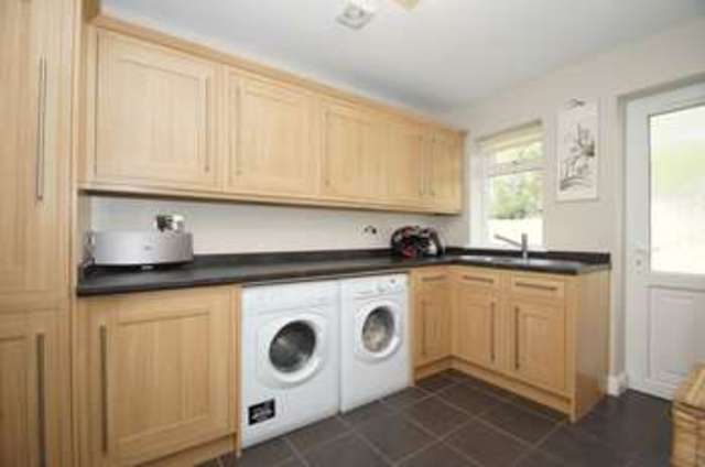  Image of 5 bedroom Detached house for sale in Rosehall Close Redditch B98 at Rosehall Close Oakenshaw Redditch, B98 7YD